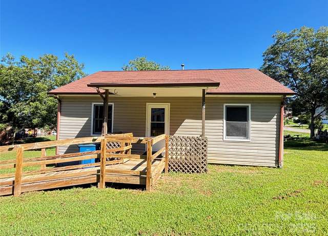 Property at 29 Ashley St, Granite Falls, NC 28630, 2 beds, 1 bath