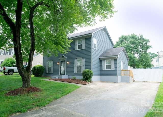Property at 8125 Sheringham Way, Charlotte, NC 28227, 3 beds, 2.5 baths