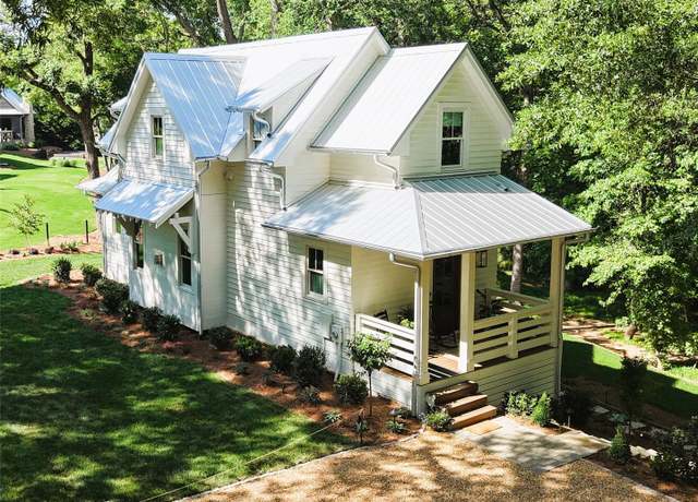 Property at 2268 New Gray Rock Rd, Fort Mill, SC 29708, 2 beds, 2.5 baths
