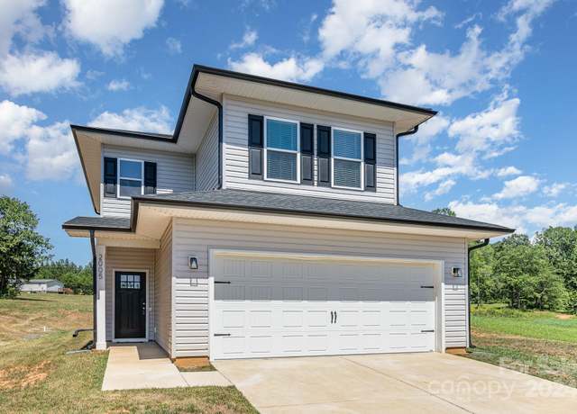 Property at 2005 Germany Dr, Dallas, NC 28034, 3 beds, 2.5 baths
