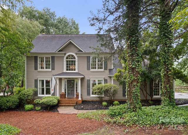 Property at 2509 Honey Creek Ln, Matthews, NC 28105, 4 beds, 2.5 baths