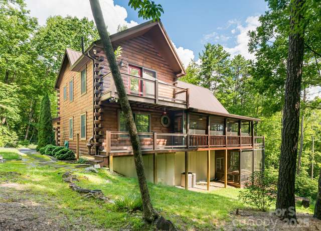 Property at 340 West View Rd, Brevard, NC 28712, 3 beds, 3.5 baths