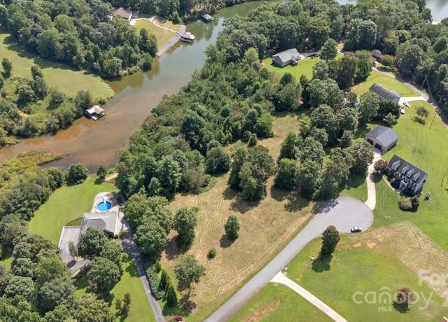 Property at 12+13 Franklin Ln Unit 12+13, Taylorsville, NC 28681