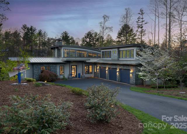 Property at 32 Brookline Dr, Asheville, NC 28803, 4 beds, 4.5 baths