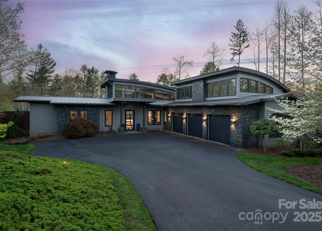 Property at 32 Brookline Dr, Asheville, NC 28803, 4 beds, 4.5 baths