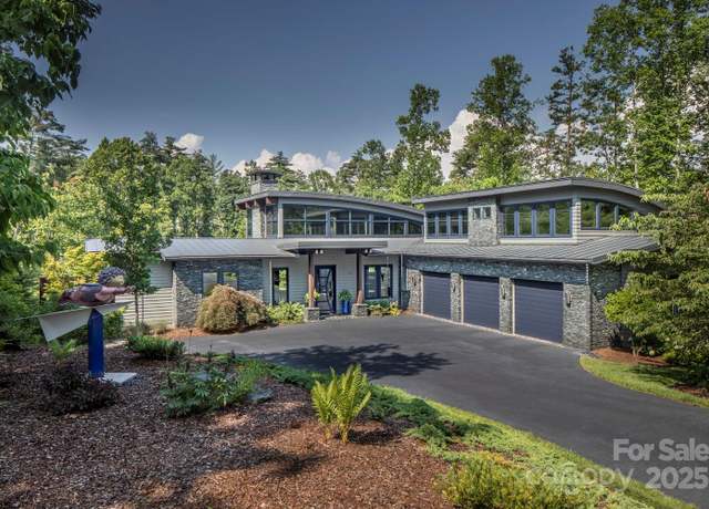 Property at 32 Brookline Dr, Asheville, NC 28803, 4 beds, 4.5 baths