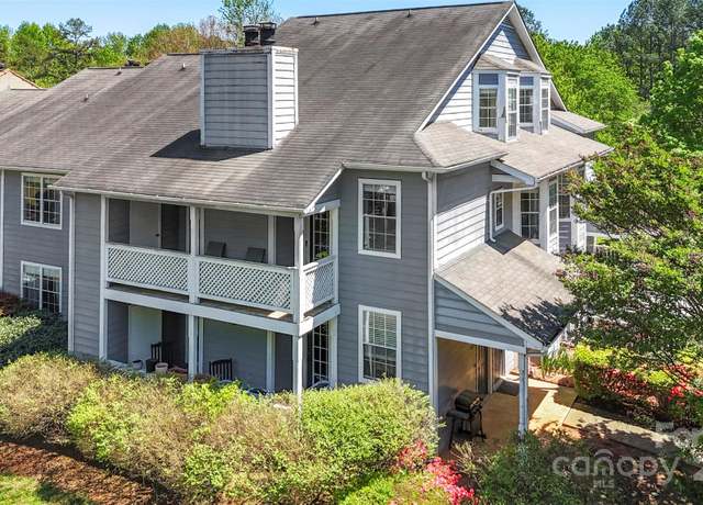 Property at 6053 Treetop Ct, Charlotte, NC 28212, 3 beds, 2 baths