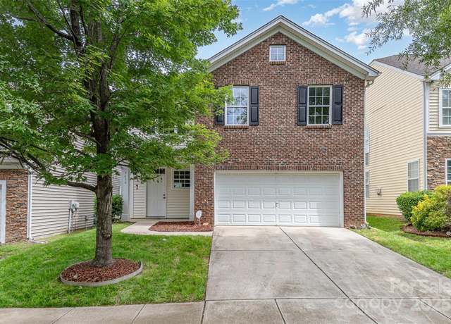 Property at 9630 Turning Wheel Dr, Charlotte, NC 28214, 5 beds, 2.5 baths