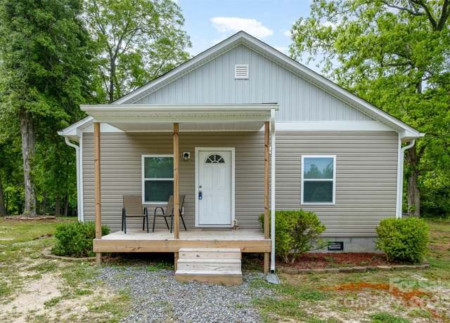 Property at 213 Pinewood Dr, Grover, NC 28073, 3 beds, 2 baths