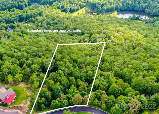 Property at 48 Stonefly Dr, Horse Shoe, NC 28742