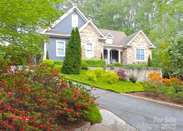 Property at 69 Benhurst Ct, Hendersonville, NC 28791, 3 beds, 3 baths