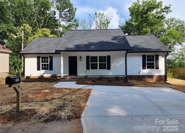 Property at 723 Taylor St, Rock Hill, SC 29730, 3 beds, 2 baths