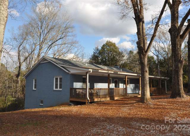 Property at 733 Azalea Dr, Chester, SC 29706, 4 beds, 2 baths