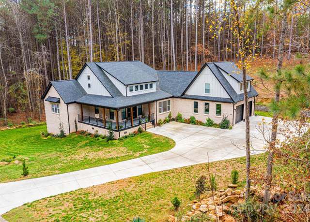 Property at 100 White Fawn Cir, Granite Falls, NC 28630, 4 beds, 4 baths