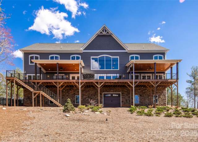 Property at 1555 Royal Ln, Lenoir, NC 28645, 3 beds, 4 baths