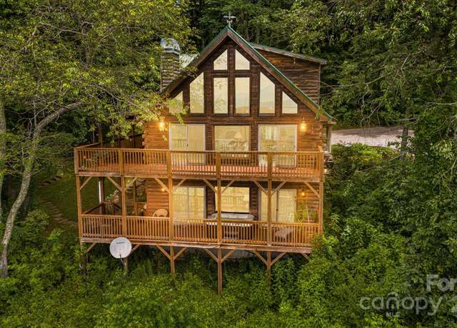 Property at 75 Donica Vw, Swannanoa, NC 28778, 3 beds, 3.5 baths