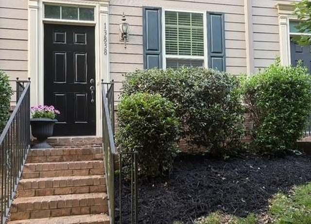 Property at 13838 Winmau Ln, Huntersville, NC 28078, 2 beds, 2.5 baths