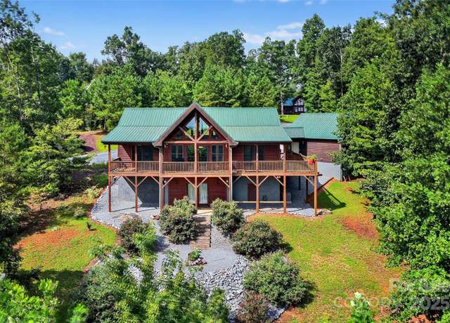 Property at 26 Lakeview Trl, Nebo, NC 28761, 2 beds, 3.5 baths
