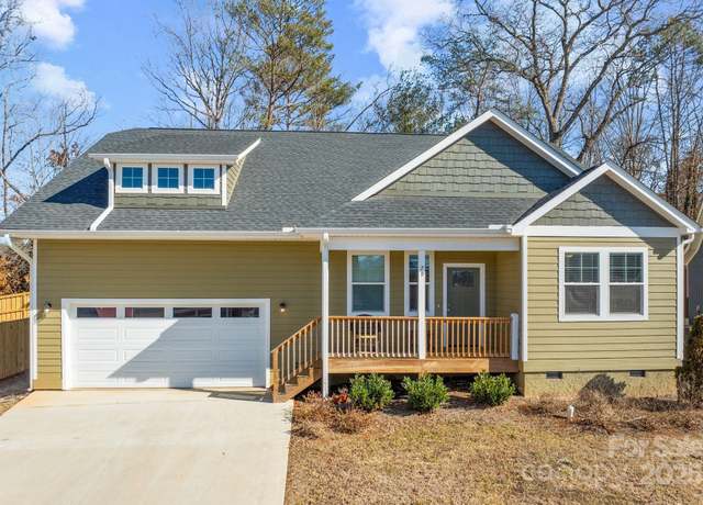 Property at 79 Greenwood Fields Dr, Asheville, NC 28804, 5 beds, 3 baths