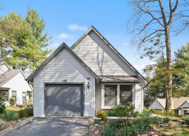 Property at 109 Cimarron Dr, Asheville, NC 28803, 3 beds, 2 baths