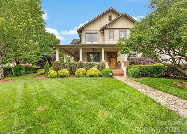 Property at 601 Dorothy Dr, Charlotte, NC 28203, 5 beds, 4 baths