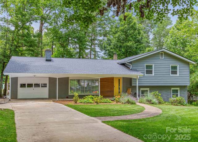 Property at 30 S Oak Forest Dr, Asheville, NC 28803, 3 beds, 2 baths