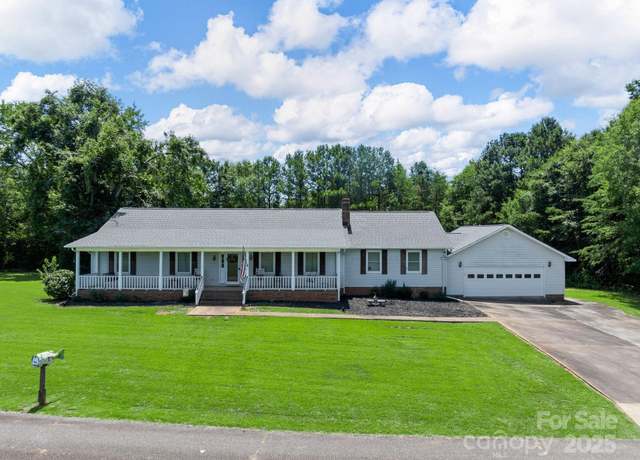 Property at 121 Maude Rd, Gaffney, SC 29340, 3 beds, 2 baths