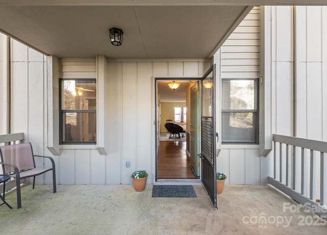 Property at 1303 Abbey Cir, Asheville, NC 28805, 2 beds, 2 baths