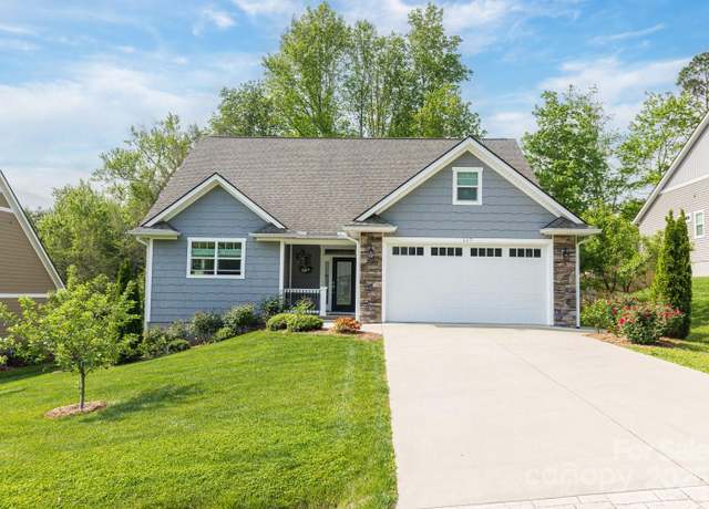 Property at 117 White Oak Road Ext, Arden, NC 28704, 4 beds, 3.5 baths