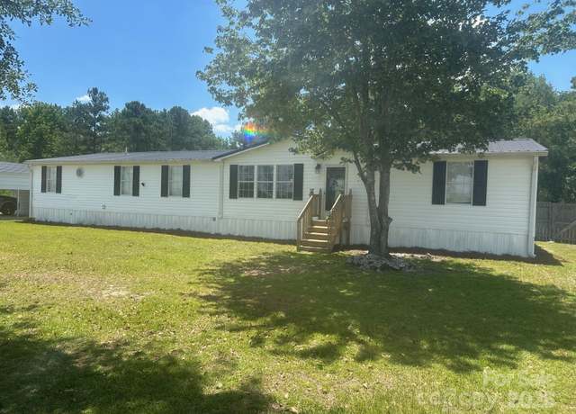 Property at 9552 Flat Creek Rd, Lancaster, SC 29720, 4 beds, 2.5 baths