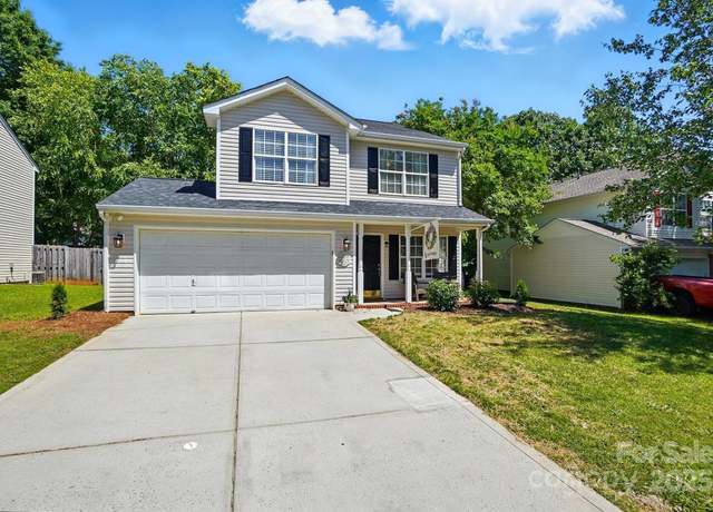 Property at 820 Settlement St, Clover, SC 29710, 3 beds, 2.5 baths
