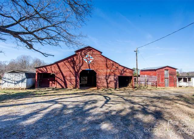 Property at 169 Eagle Mills Rd, Harmony, NC 28634, 4 beds, 1 bath