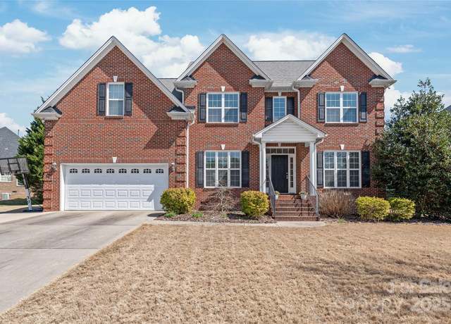 Property at 5608 Old Town Ln, Gastonia, NC 28056, 4 beds, 3 baths