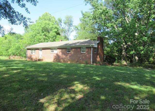 Property at 104 Pansy Ln, Grover, NC 28073, 3 beds, 1 bath