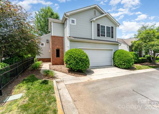 Property at 8734 Meadowmont View Dr, Charlotte, NC 28269, 2 beds, 2.5 baths