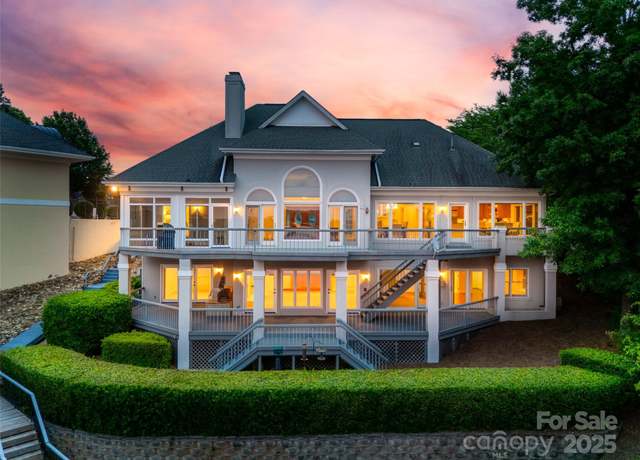 Property at 16108 Woolwine Rd, Charlotte, NC 28278, 4 beds, 4 baths