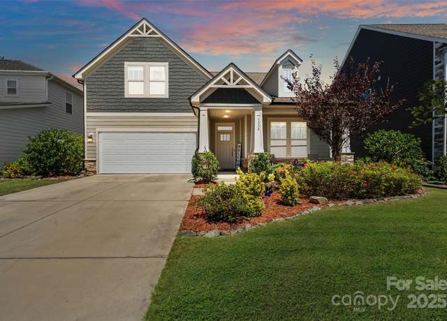Property at 1338 Fishing Creek Rd, Clover, SC 29710, 4 beds, 3 baths