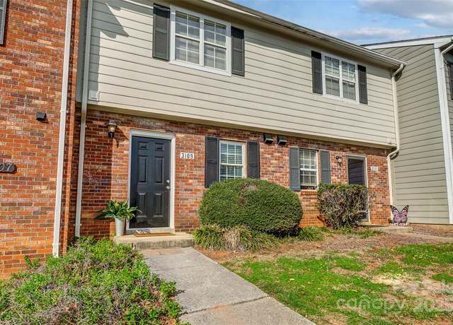 Property at 3109 Heathstead Pl, Charlotte, NC 28210, 2 beds, 1.5 baths