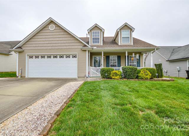 Property at 2981 Deep Cove Dr NW, Concord, NC 28027, 3 beds, 2 baths