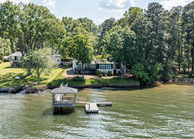 Property at 9115 Clement Cir, Terrell, NC 28682, 5 beds, 4 baths