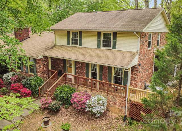 Property at 147 Spring Shore Rd, Statesville, NC 28677, 4 beds, 2.5 baths