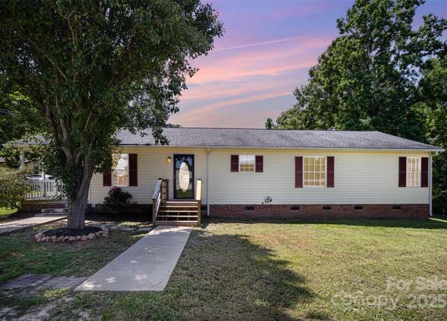 Property at 508 Bridgestone Ln, Rock Hill, SC 29730, 3 beds, 2 baths