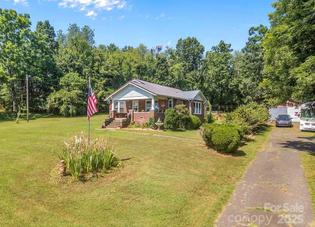 Property at 2401 NC 181 Hwy, Morganton, NC 28655, 2 beds, 2 baths