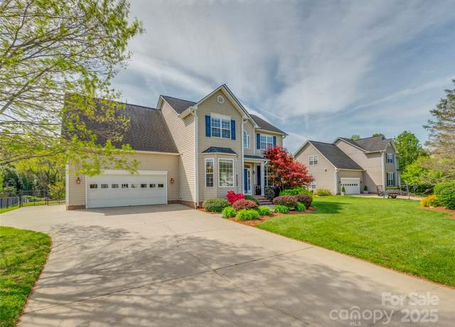 Property at 444 English Oak Rd, Fletcher, NC 28732, 4 beds, 2.5 baths