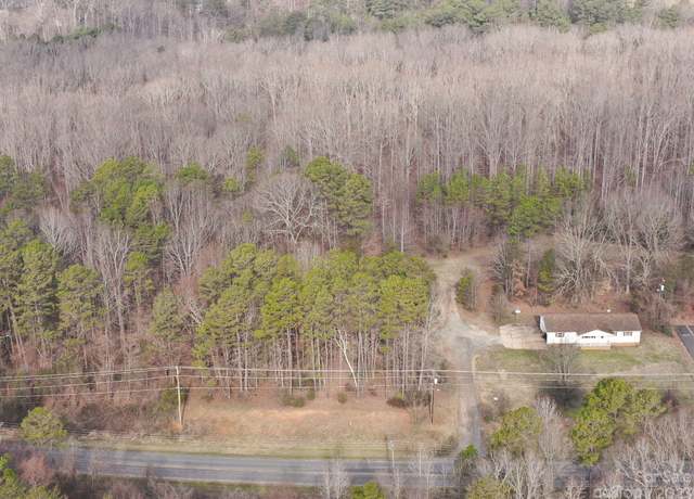 Property at 651, 655, 659 Dallas Stanley Hwy, Dallas, NC 28034, 5 beds, 3 baths