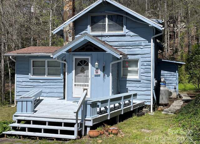 Property at 347 Elk Rd, Sylva, NC 28779, 2 beds, 2 baths