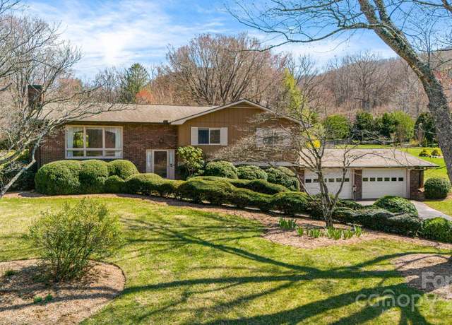 Property at 105 White Oak Cir, Black Mountain, NC 28711, 4 beds, 3 baths