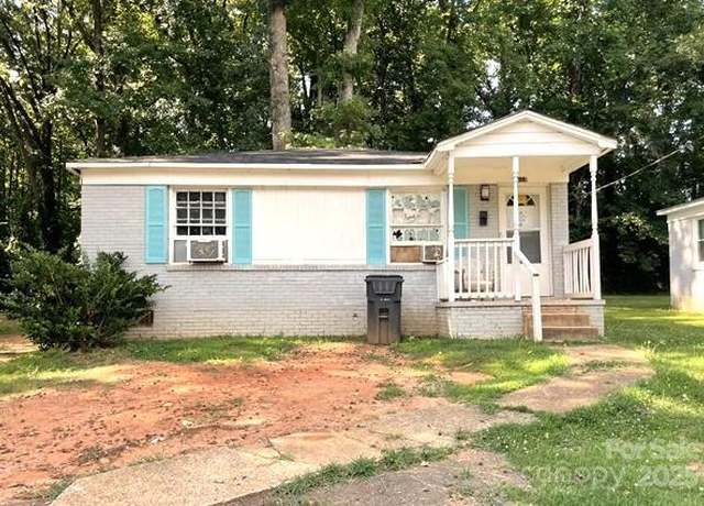 Property at 2624 Remington St, Charlotte, NC 28216, 2 beds, 1 bath