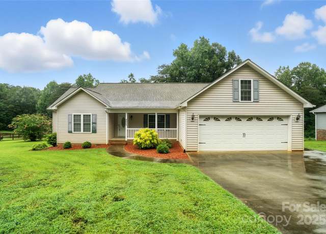 Property at 4421 Briarcreek Rd, Maiden, NC 28650, 3 beds, 2 baths