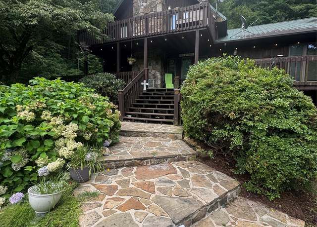 Property at 652 Shepherds Creek Rd, Robbinsville, NC 28771, 4 beds, 4 baths